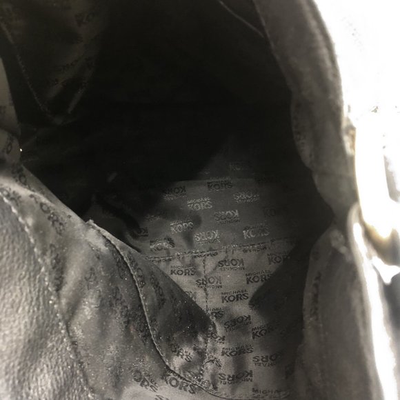 Sold Michael Kors Black Leather Large Valley Hobo - Picture 6 of 7